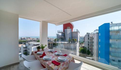Three-Bedroom Apartment - High Floor