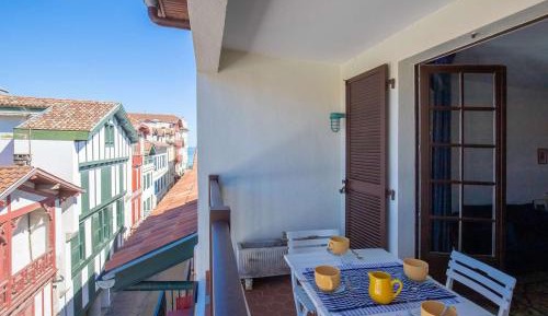 Apartment (4 Adults)