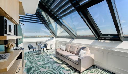 One-Bedroom Suite