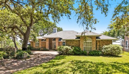 Four bedroom holiday home 