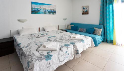 Studio Apartment with Sea View