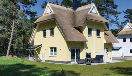 Two-Bedroom Holiday Home