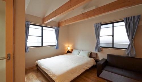 Queen Room with Sofa Bed
