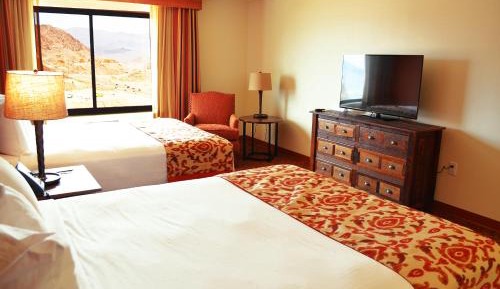 Deluxe Queen Room with 2 Queen Beds