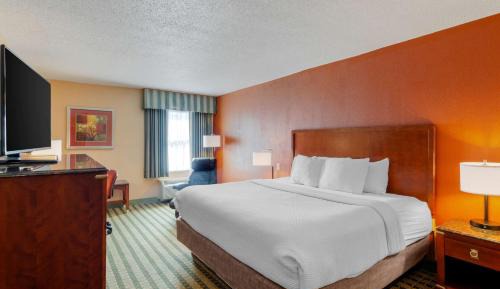 King Room with Bath Tub - Disability Access/Non-Smoking