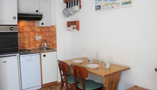 Apartment (3 Adults)