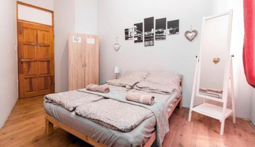 Double Room with Shared Bathroom