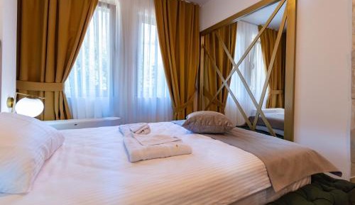Deluxe Single Room