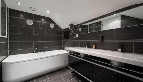 Superior King with Bath