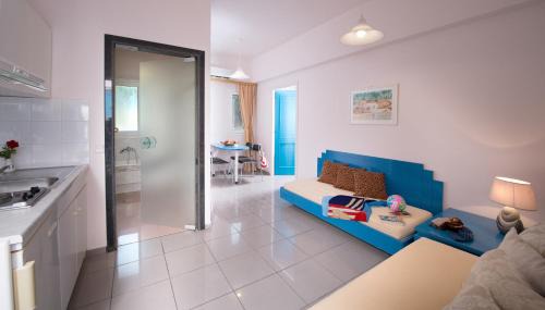Family Apartment with Garden View