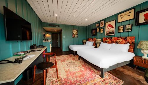 The Classic Room