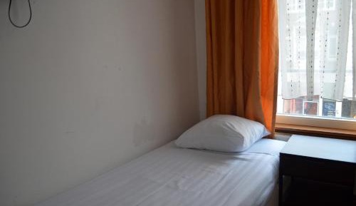 Single Room with Private Bathroom