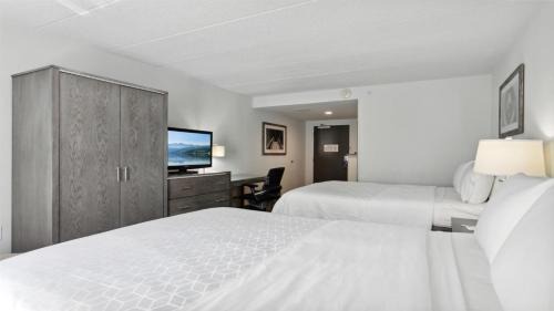 Standard Queen Room with Two Queen Beds