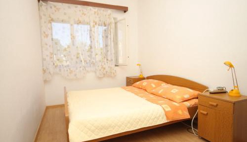 One-Bedroom Apartment with Terrace and Sea View