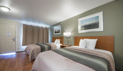Studio Room with Two Double Beds Non-Smoking
