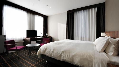 Double Room (1 Adult) - Non-Smoking