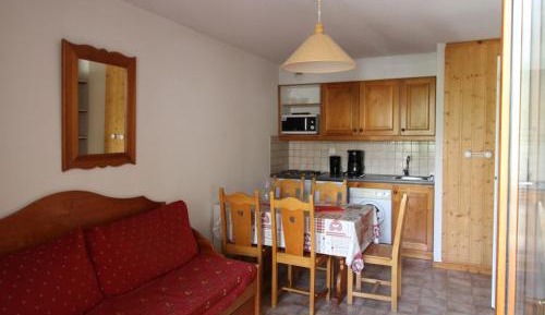 Apartment (5 Adults)