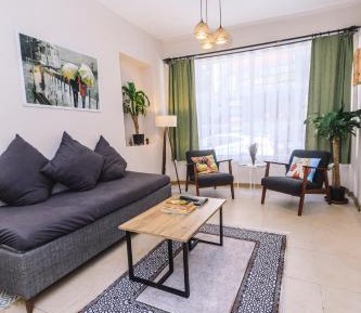 Deluxe Apartment