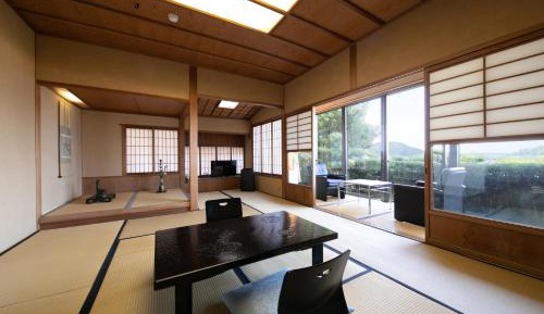 Japanese-Style Room with Sea View