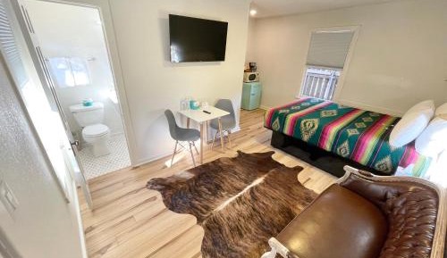 Queen Suite