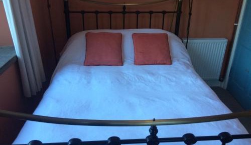 Apartment - Ground Floor (Pet Friendly)
