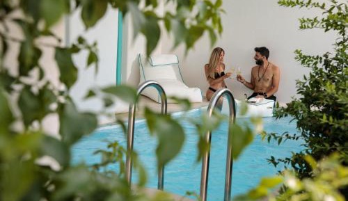 Suite with Private Pool