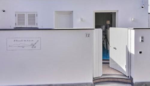 Double or Twin Room with Private Bathroom
