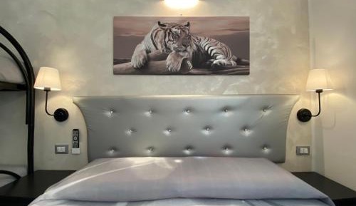 Quadruple Room with Private Bathroom