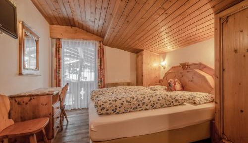 Small Double Room