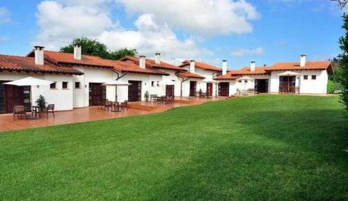 Two-Bedroom Apartment (4 Adults)