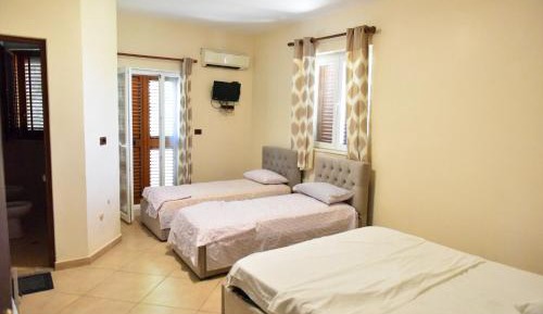 Economy Quadruple Room