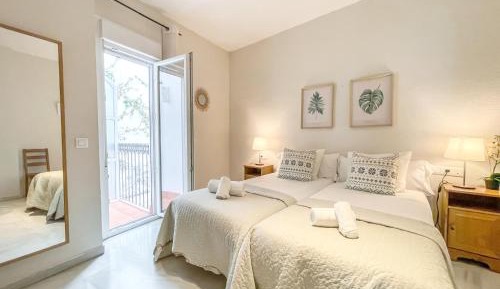 Superior One-Bedroom Apartment First Level