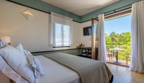 Double Room with Balcony