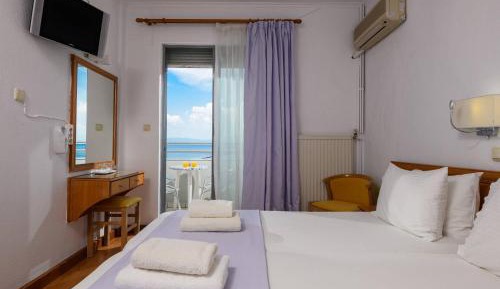 Double Room with Balcony and Sea View