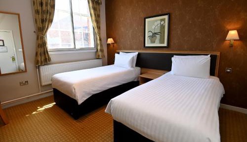 Standard Twin Room