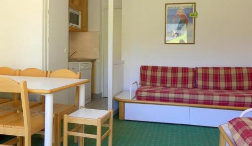 Apartment (5 Adults)