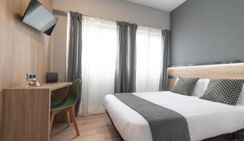 Economy Double or Twin Room