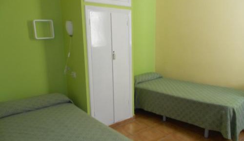 Double or Twin Room with Private Bathroom