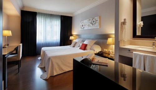 Double or Twin Room with City View