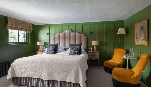 Superior King Room