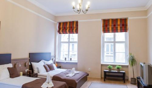 Apartment (4 Adults)