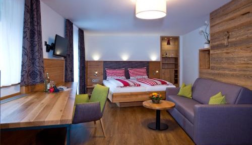 Junior Suite with Balcony