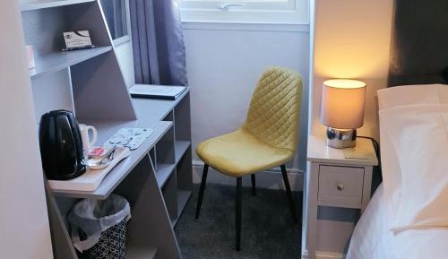 King Room Ensuite with Shower