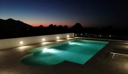 Deluxe Villa