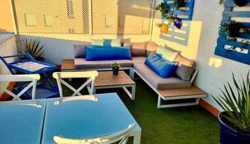 Studio Apartment with Sea View