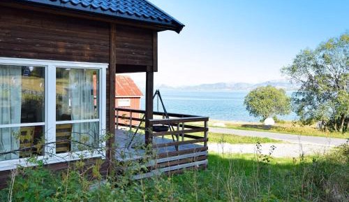 Four-Bedroom Holiday Home