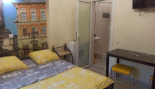Apartment with Shower