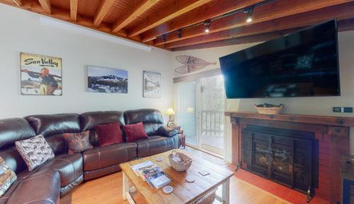 Two Bedroom Apartment 