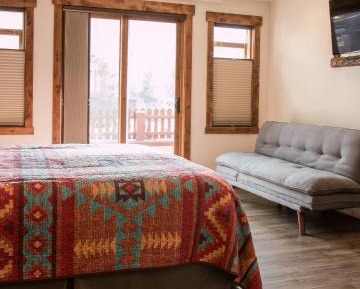 King Room with Mountain View