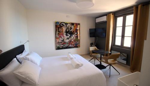 King Suite with Spa Bath